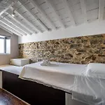 Roommo Fortezza شقة *