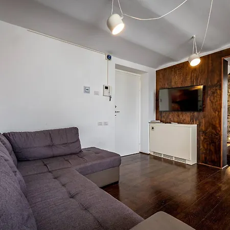 Roommo Fortezza Apartment *