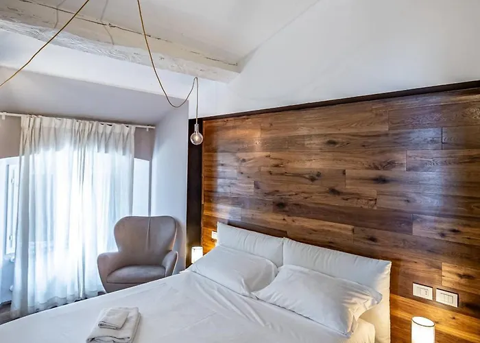 Roommo Fortezza Apartment *