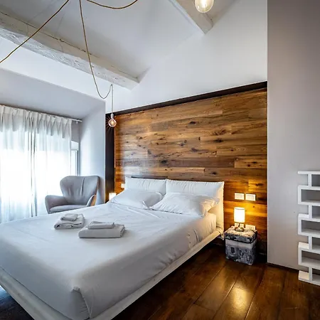 Roommo Fortezza Apartman *